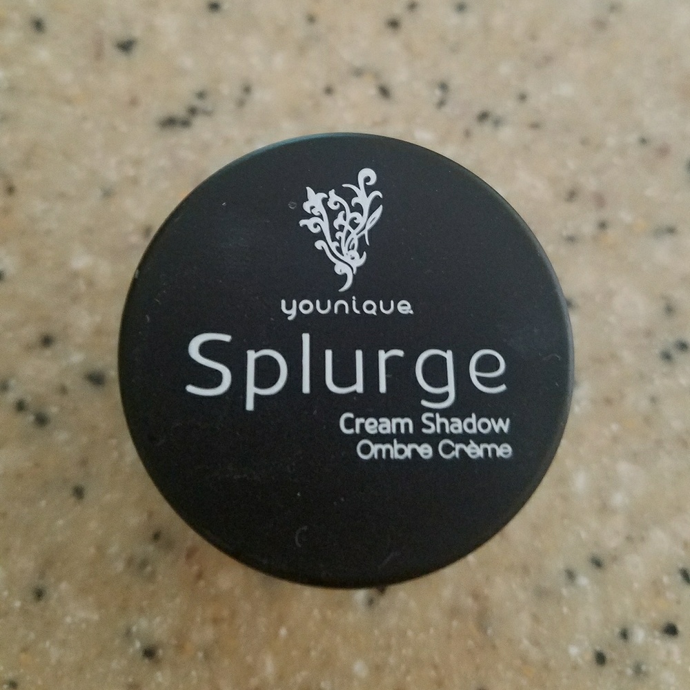 Younique splurge cream shadow